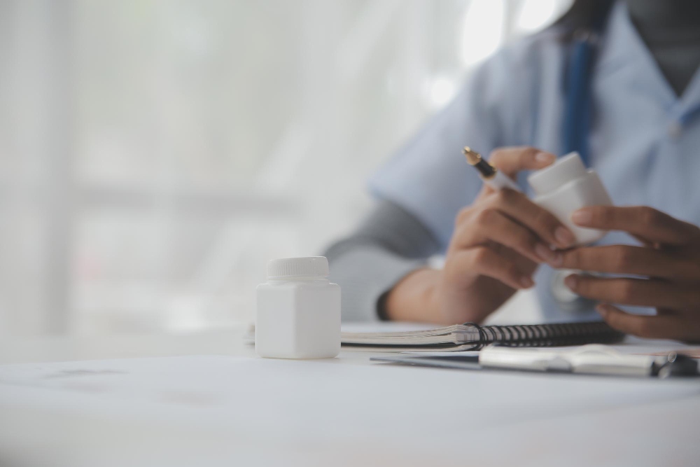 Medication Management & Delivery: How to Stay on Top of Your Prescriptions from Home